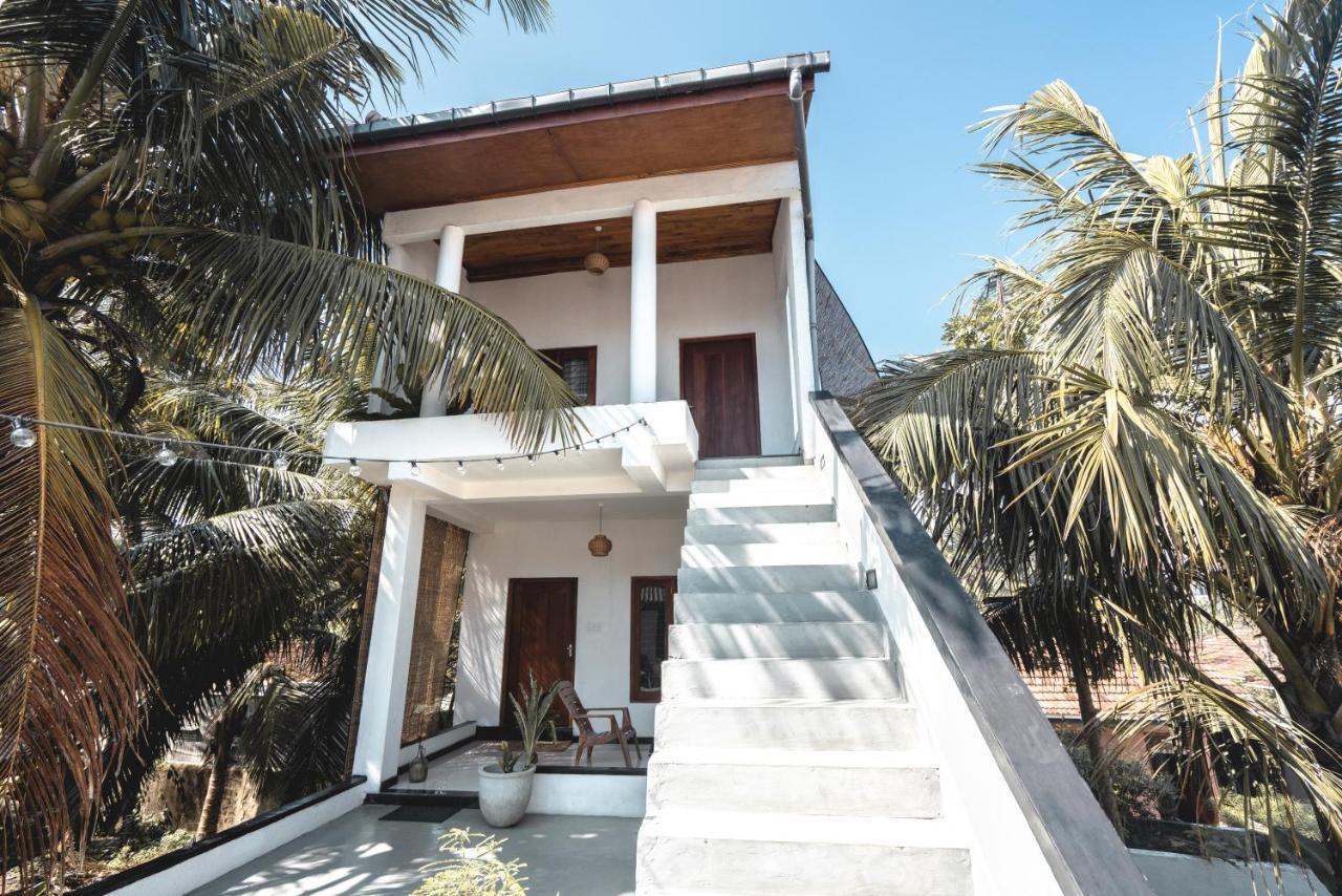 Hostel Layback Boutique Surf & Yoga Camp Sri Lanka Weligama Exterior foto
