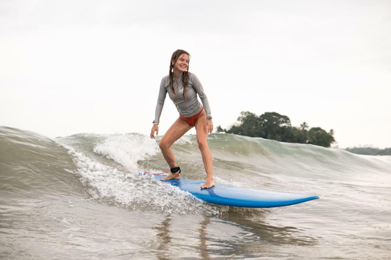 Hostel Layback Boutique Surf & Yoga Camp Sri Lanka Weligama Exterior foto