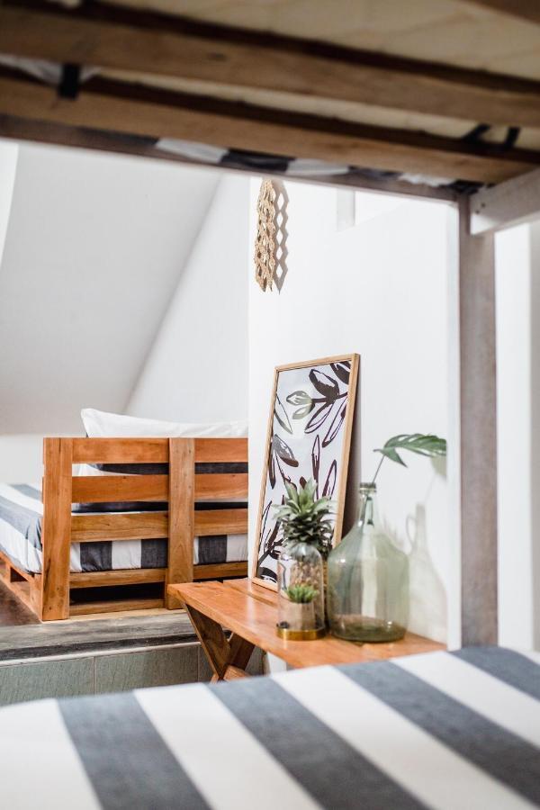 Hostel Layback Boutique Surf & Yoga Camp Sri Lanka Weligama Exterior foto